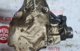 Раздатка для Volvo XC70 2010 года на фотографиях