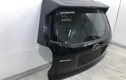 Крышка багажника для Subaru Forester 2017 года на фотографиях