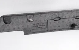 Абсорбер переднего бампера для Nissan X-Trail 2008 года на фотографиях