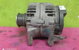 Генератор для Skoda Octavia 2004 года на фотографиях