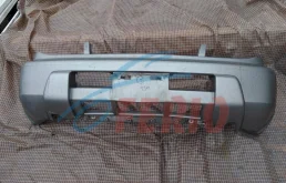 Бампер передний для Nissan X-Trail 2006 года на фотографиях