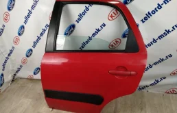 Дверь задняя левая для Suzuki SX4 2012 года на фотографиях