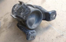 Подушка двигателя передняя левая нижняя для Nissan Teana на фотографиях