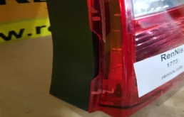 Фонарь левый для Renault Logan 2008 года на фотографиях