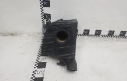 Корпус воздушного фильтра для Ford Focus 2015 года на фотографиях