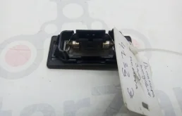 Фонарь подсветки номера правый для Volkswagen Passat 2010 года на фотографиях