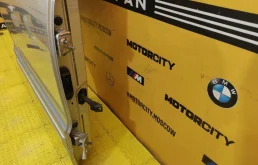 Дверь задняя правая для Mercedes-Benz M class 2004 года на фотографиях