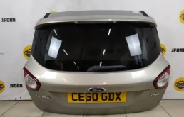 Дверь багажника для Ford Kuga 2012 года на фотографиях