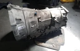 Двигатель без навесного для BMW 5er 2017 года на фотографиях