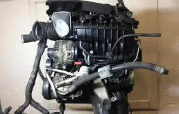 Двигатель без навесного для BMW 1er 2013 года на фотографиях