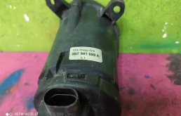 Противотуманка (ПТФ) передняя левая для Volkswagen Passat 2001 года на фотографиях