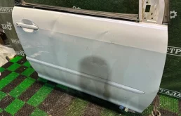 Дверь передняя правая для Lexus RX 2008 года на фотографиях