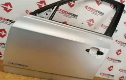 Двери для BMW X3 2009 года на фотографиях