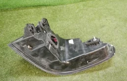 Фонарь внешний левый для BMW 5er 2016 года на фотографиях