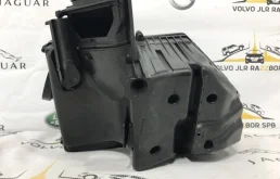 Воздушный фильтр для Volvo XC60 на фотографиях