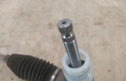 Рулевая рейка для Mitsubishi Outlander 2018 года на фотографиях