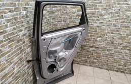 Дверь задняя правая для Hyundai Tucson 2021 года на фотографиях