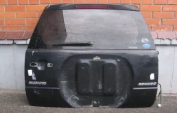 Дверь багажника для Suzuki Grand Vitara 2016 года на фотографиях