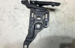 Петля капота правая для BMW X5 на фотографиях