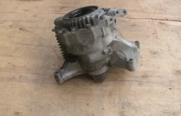 Редуктор переднего моста для Nissan X-Trail 2001 года на фотографиях