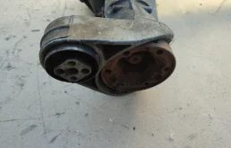 Редуктор переднего моста для Volkswagen Touareg 2005 года на фотографиях