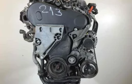 Двигатель без навесного для Volkswagen Caddy 2019 года на фотографиях