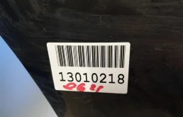 Усилитель переднего бампера для Mercedes-Benz S class 2009 года на фотографиях