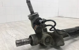 Рулевая рейка для Mitsubishi Outlander 2010 года на фотографиях