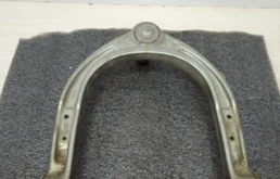 Рычаг передний правый верхний для BMW 5er 2018 года на фотографиях