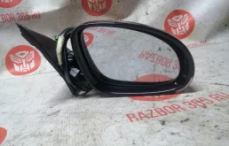 Стекла и зеркала для Volkswagen Jetta 2005 года на фотографиях