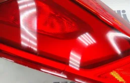 Фонарь внешний правый для BMW 5er 2023 года на фотографиях