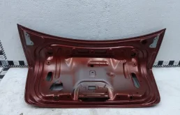 Крышка багажника для Volvo S40 2012 года на фотографиях