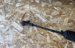 Рулевая рейка для Ford Focus 2000 года на фотографиях