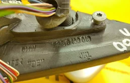 Стекла и зеркала для BMW 5er 2001 года на фотографиях