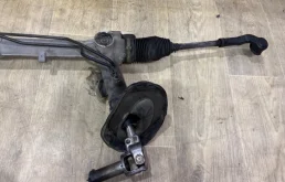 Рулевая рейка в сборе для Ford Focus на фотографиях