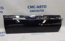 Молдинг двери задний правый для Volkswagen Touareg 2012 года на фотографиях