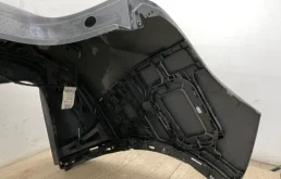 Бампер задний для Porsche Cayenne 2012 года на фотографиях