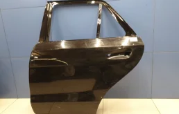 Дверь задняя левая для Mercedes-Benz M class 2015 года на фотографиях