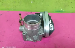 Дроссельная заслонка для Skoda Octavia 2008 года на фотографиях