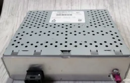 TV-тюнер для Mercedes-Benz S class на фотографиях