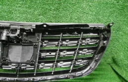 Решетка радиатора для Mercedes-Benz S class 2013 года на фотографиях