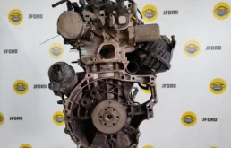 Двигатель для Citroen C4 2005 года на фотографиях