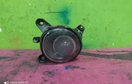 Противотуманка (ПТФ) передняя левая для Volkswagen Passat 2001 года на фотографиях