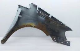 Крыло левое для Volkswagen Caddy 2008 года на фотографиях