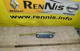 Крепление петли капота для Renault Duster на фотографиях