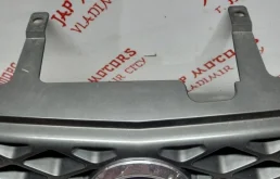 Решетка радиатора для Nissan X-Trail 2001 года на фотографиях