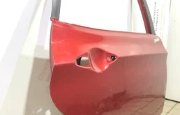 Дверь задняя правая для Hyundai Solaris 2011 года на фотографиях