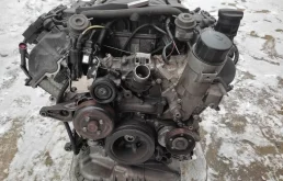 Двигатель для Mercedes-Benz C class 2001 года на фотографиях