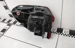 Фонарь внешний правый для BMW X3 2021 года на фотографиях