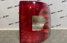 Фонарь противотуманный правый для Volkswagen Passat на фотографиях